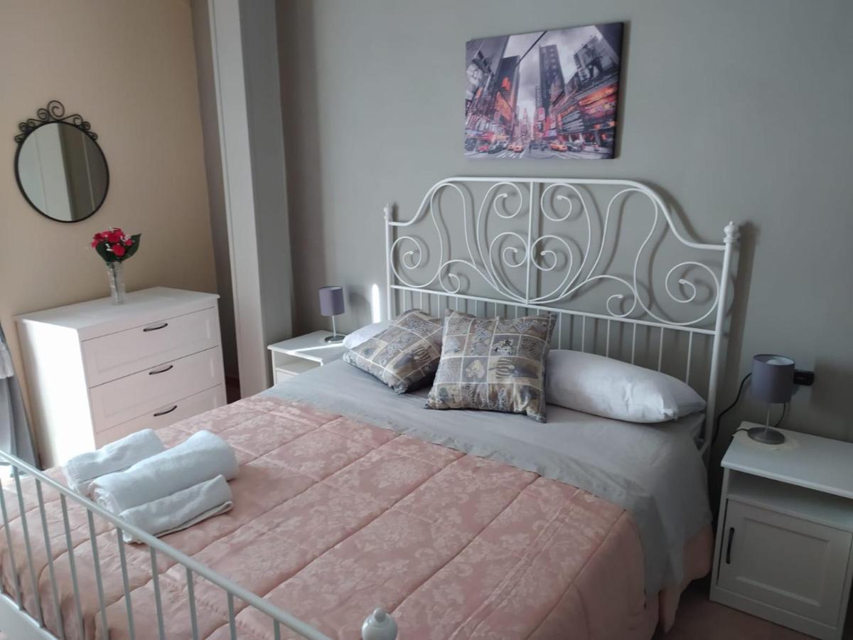 La Torre B&B アヴェッリーノ エクステリア 写真