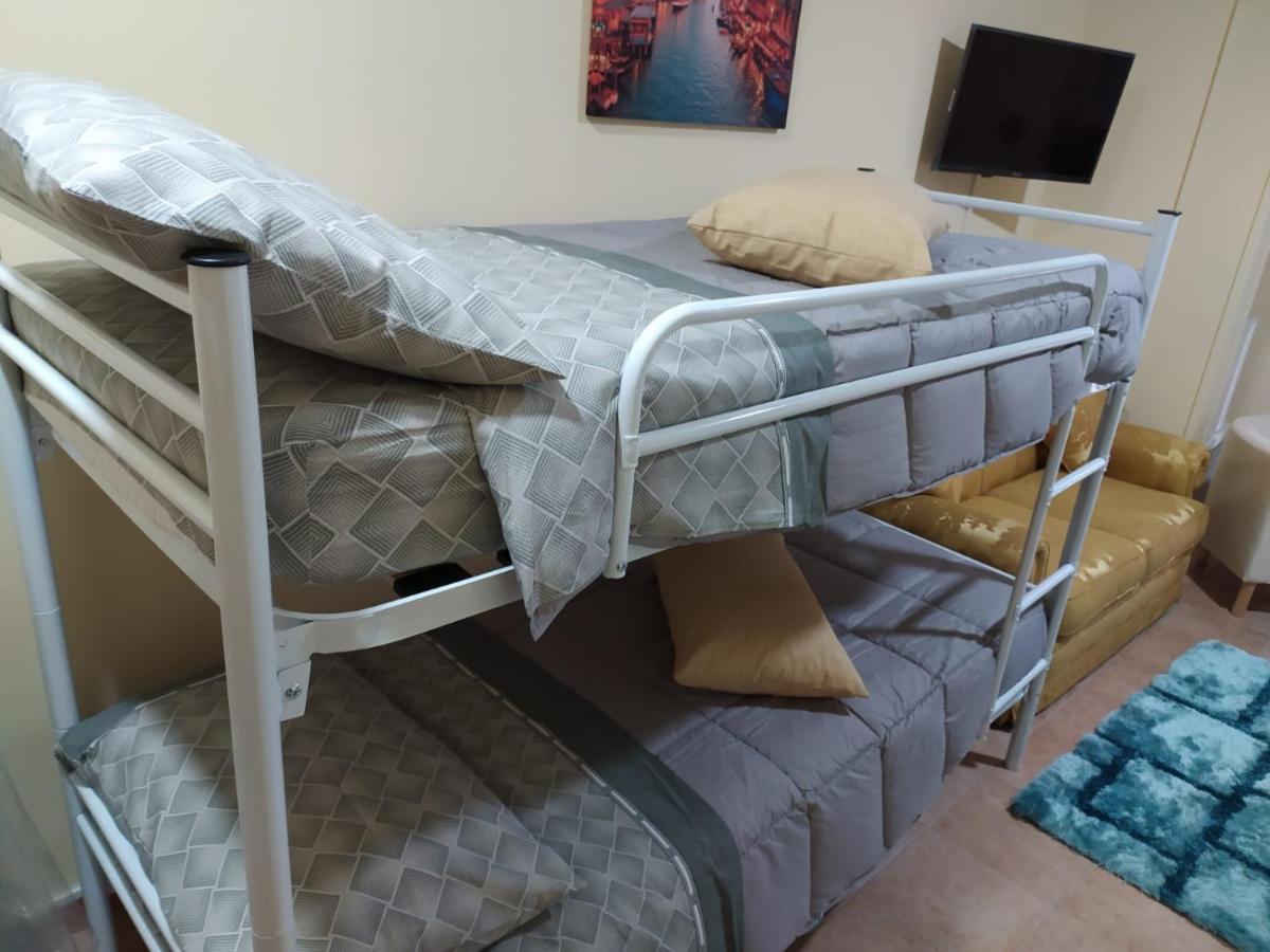 La Torre B&B アヴェッリーノ エクステリア 写真