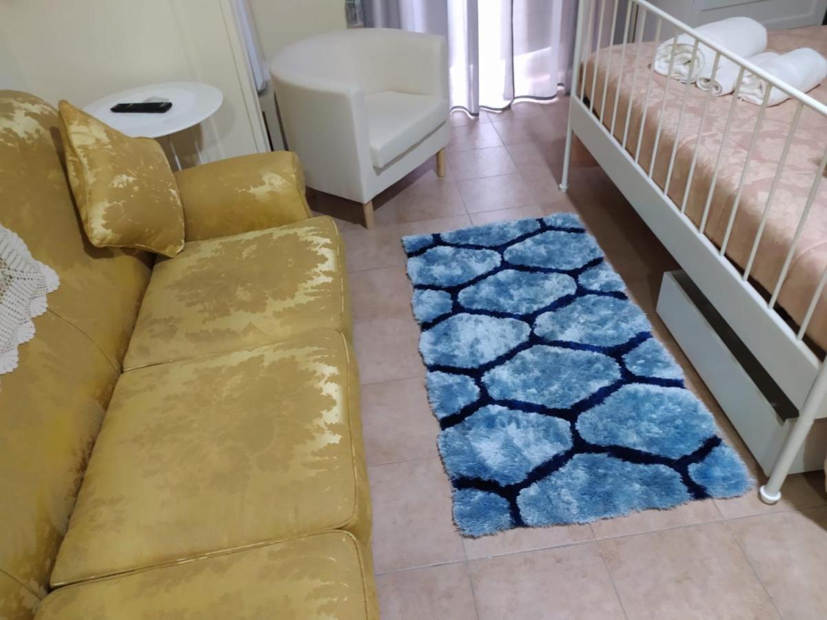 La Torre B&B アヴェッリーノ エクステリア 写真