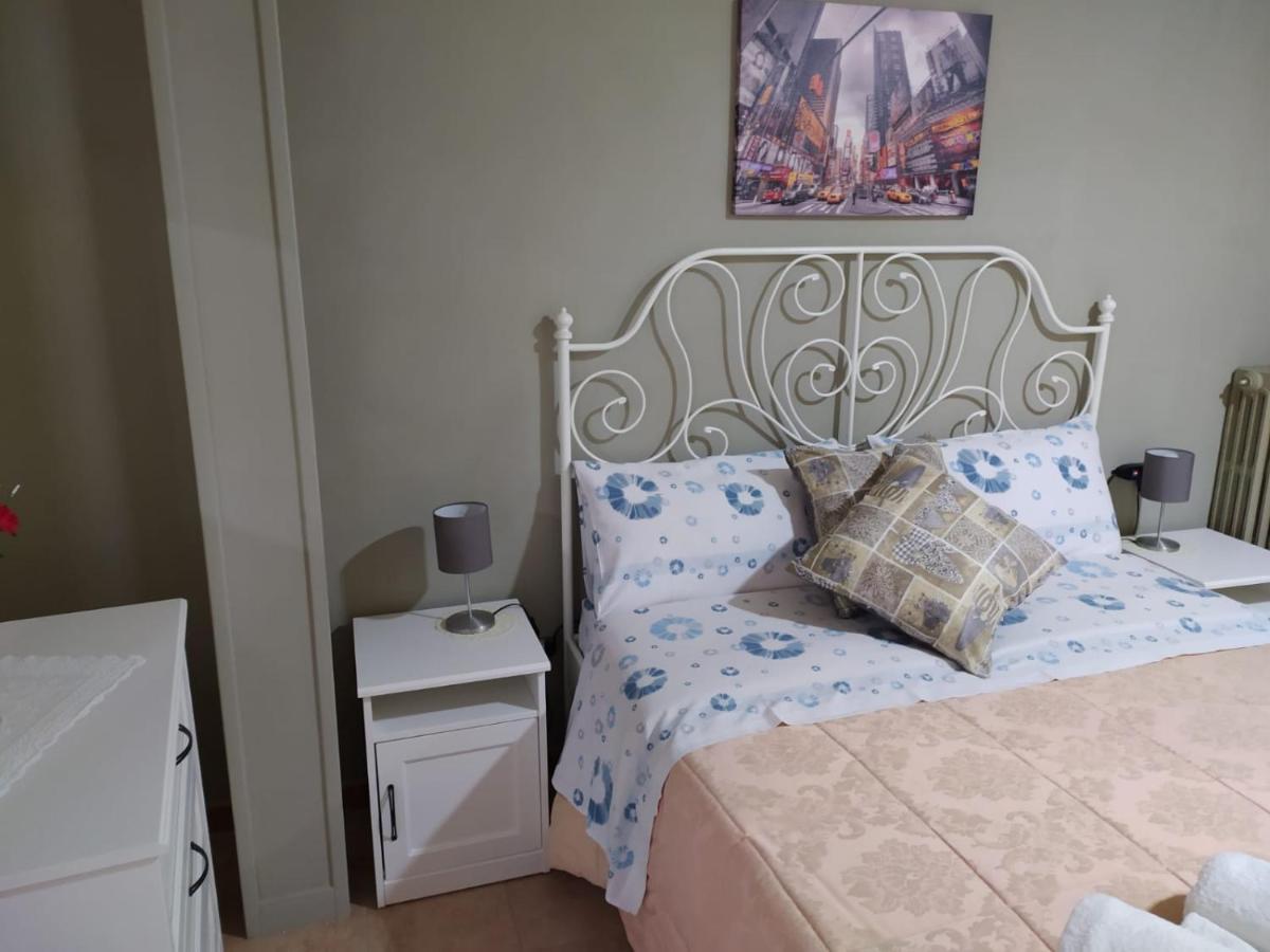 La Torre B&B アヴェッリーノ エクステリア 写真