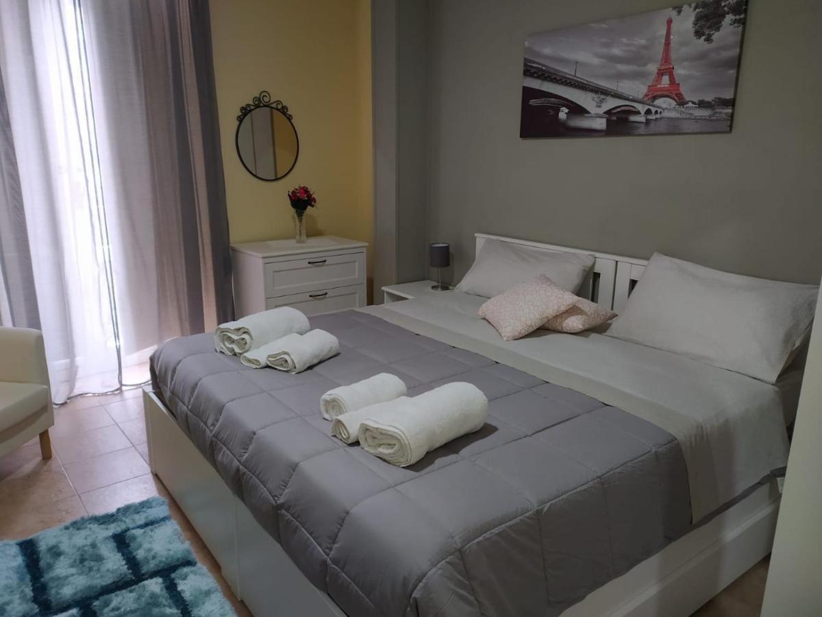 La Torre B&B アヴェッリーノ エクステリア 写真