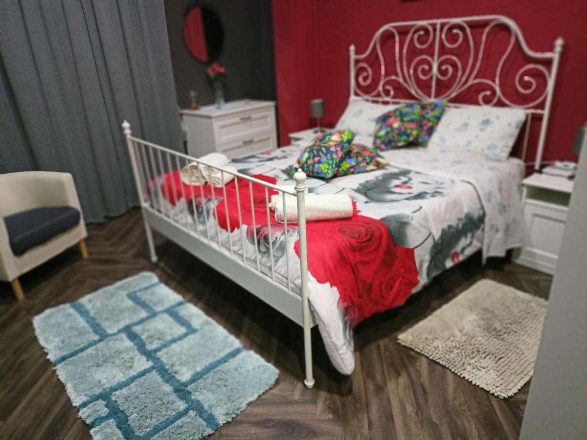 La Torre B&B アヴェッリーノ エクステリア 写真