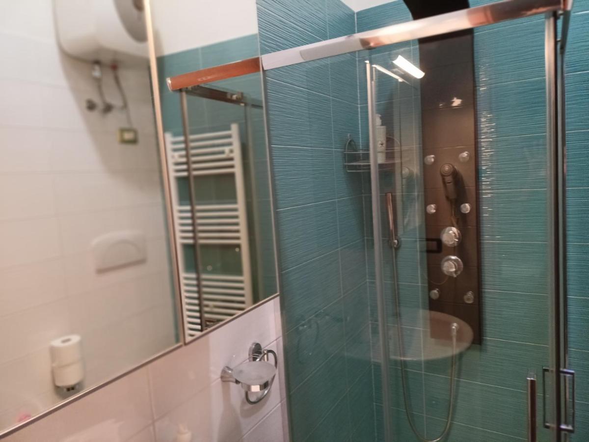La Torre B&B アヴェッリーノ エクステリア 写真